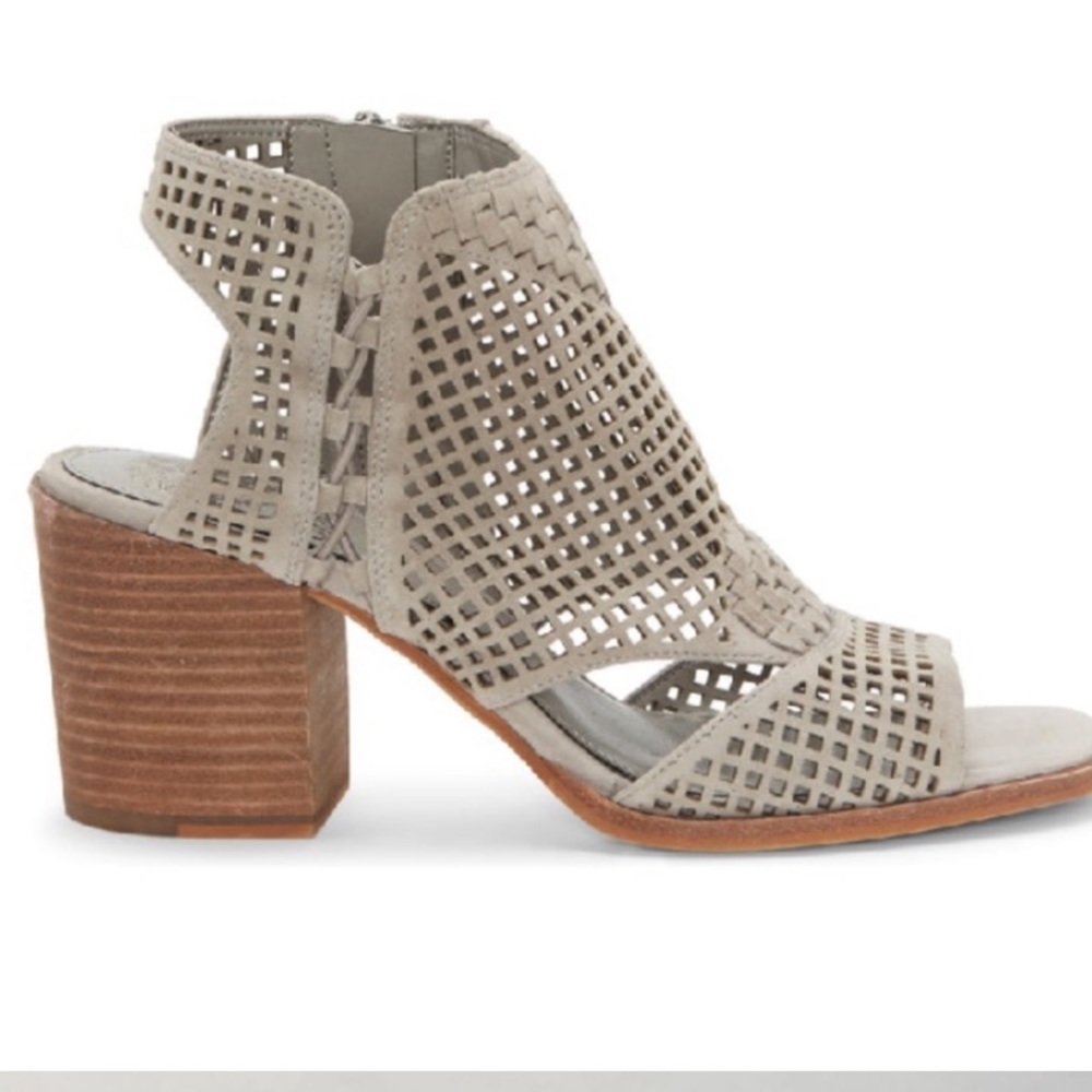 NWOT Vince Camuto Kampbell Open Toe Mesh Bootie - Picture 2 of 6